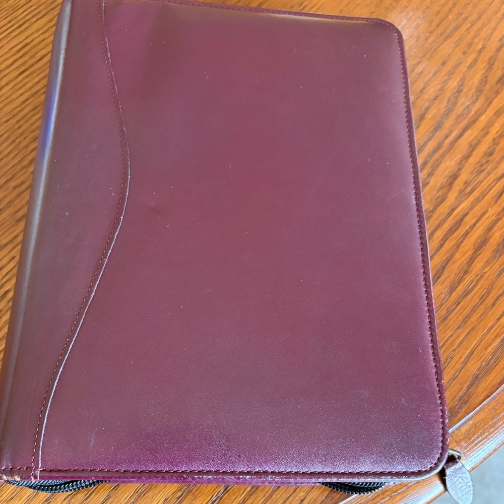 Vintage Leather Day-timer Zippered Case